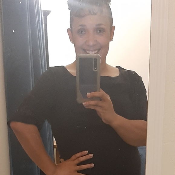 Meet your Posher, Tracy - Picture 2 of 3